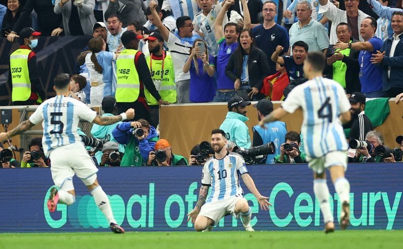 Messi (centre) celebrates the goal to raise the score to 3-2