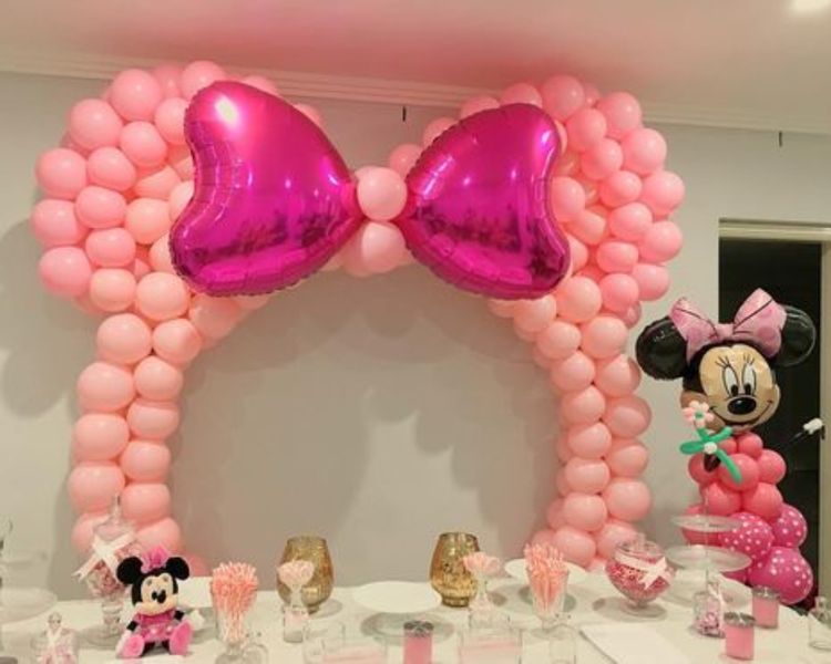 Arch of Minnie Mouse Balloons