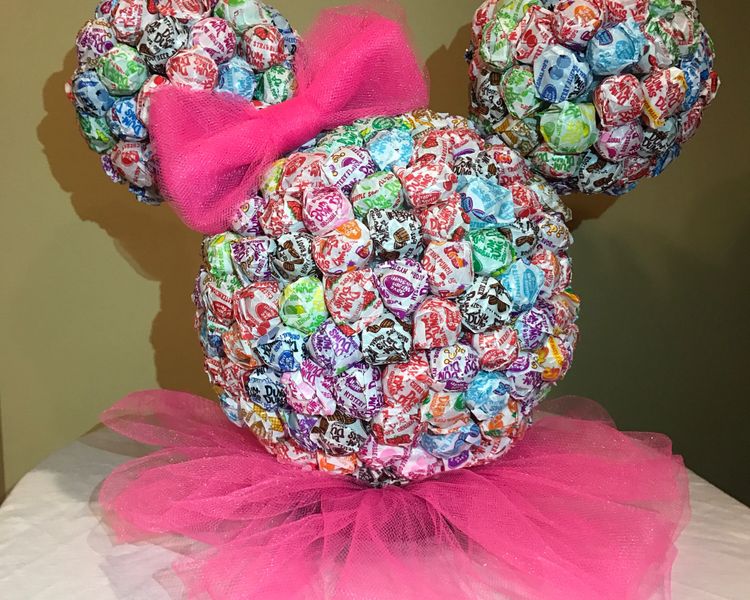 DIY Minnie Mouse Lollipop Head Centerpiece