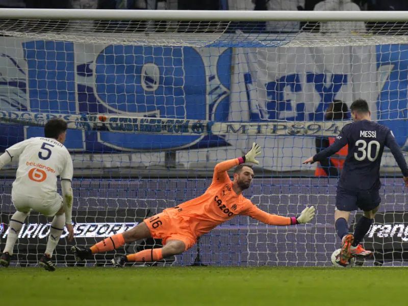 Mbappé and Messi Lead PSG to Dominating 3-0 Win Over Marseille