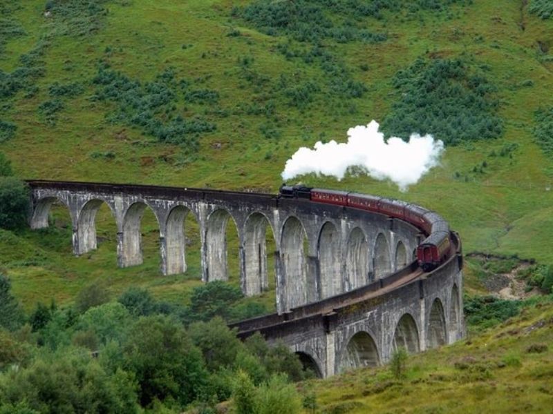 The Jacobite Steam Train