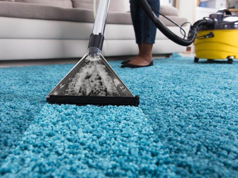 How to clean rugs at home