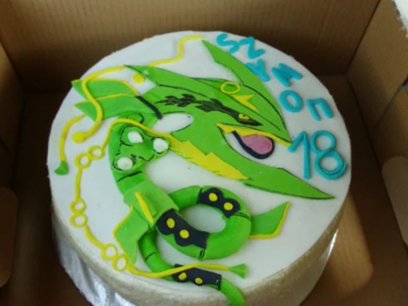 Rayquaza Cake - Pokemon Cake Ideas