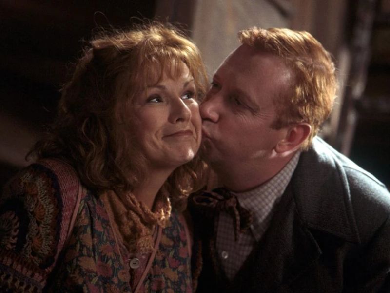 Arthur and Molly Weasley 