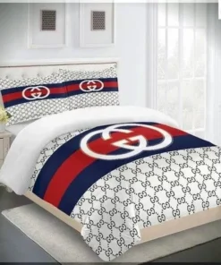 Best Gucci Big Logo In White Monogram Background Bedroom Set