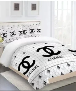 Big Logo Chanel White Caro Background Bedding Set