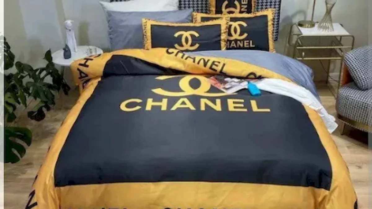 chanel blanket king size