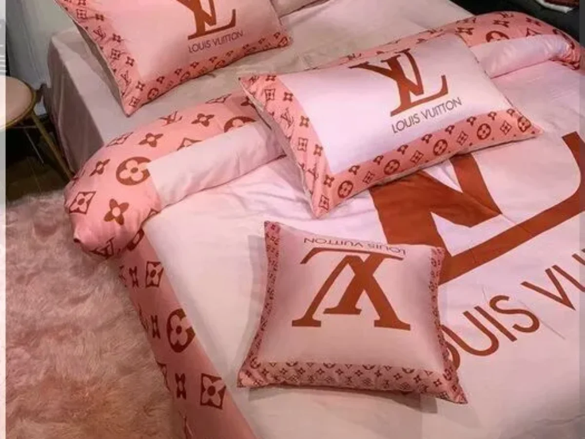Louis Vuitton Pink Background Bedding Set Queen