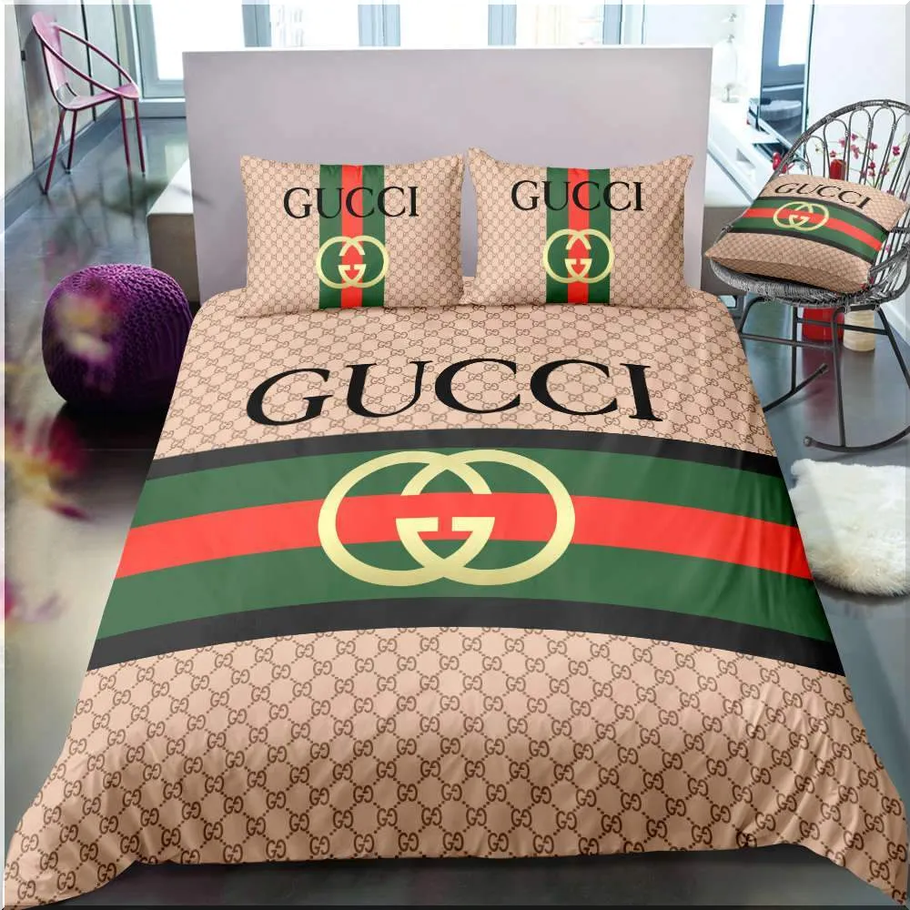 Gucci Logo In Brown Monogram With Vintage Web Bedding Set