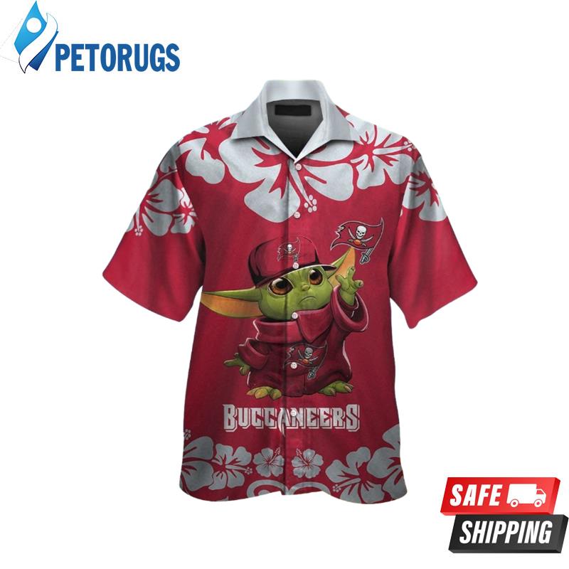 Tampa Bay Buccaneers Baby Yoda Short Sleeve Button Up Tropical Hawaiian Shirt